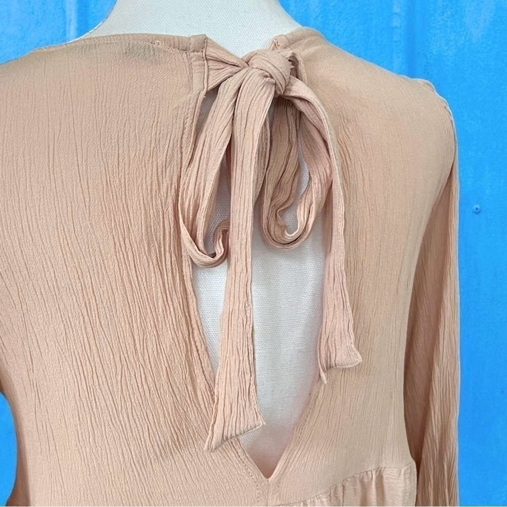 AE Blush Pink Long-sleeved Smocked Boho Top Scoop Neck Sz S - Picture 5 of 9